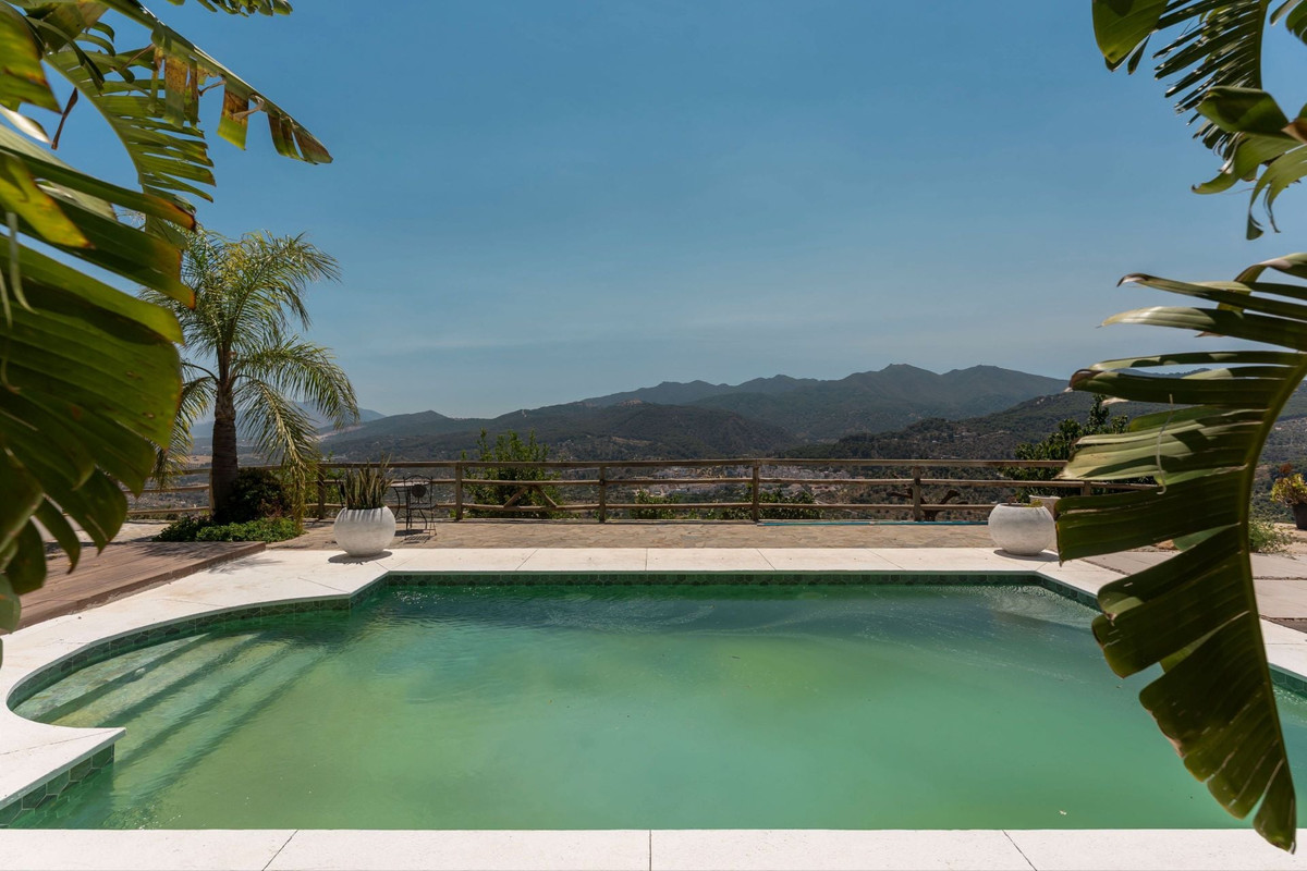 Property main view 44
