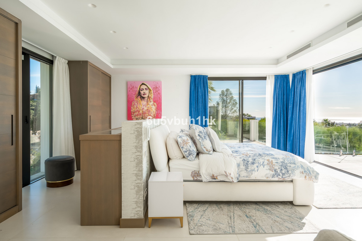 Huis te koop in Monte Halcones | 5 slaapkamers H5226268