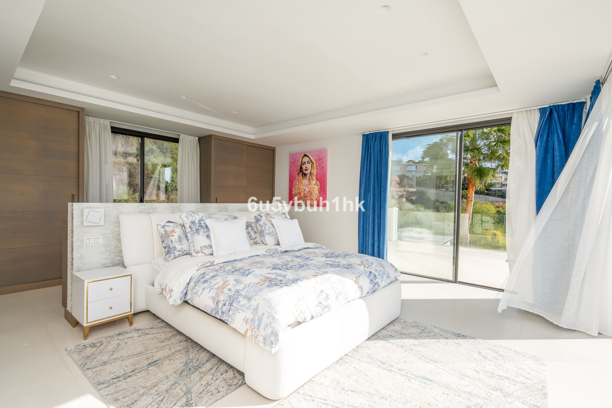 Huis te koop in Monte Halcones | 5 slaapkamers H5226268