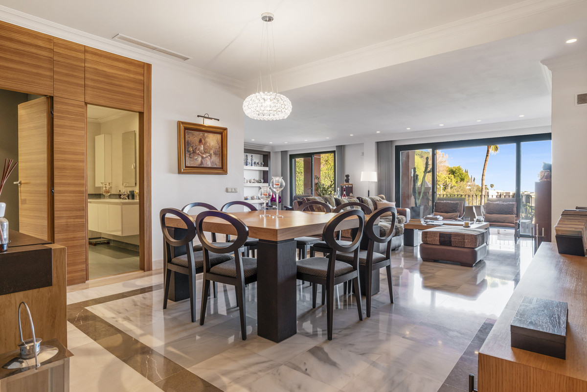 Appartement te koop in Monte Halcones | 3 slaapkamers H5299321