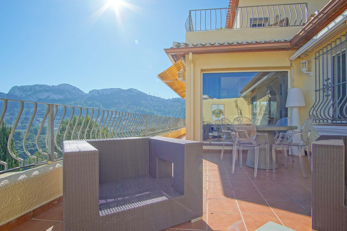 Huis te koop in Monte Pego | 5 slaapkamers H4964548