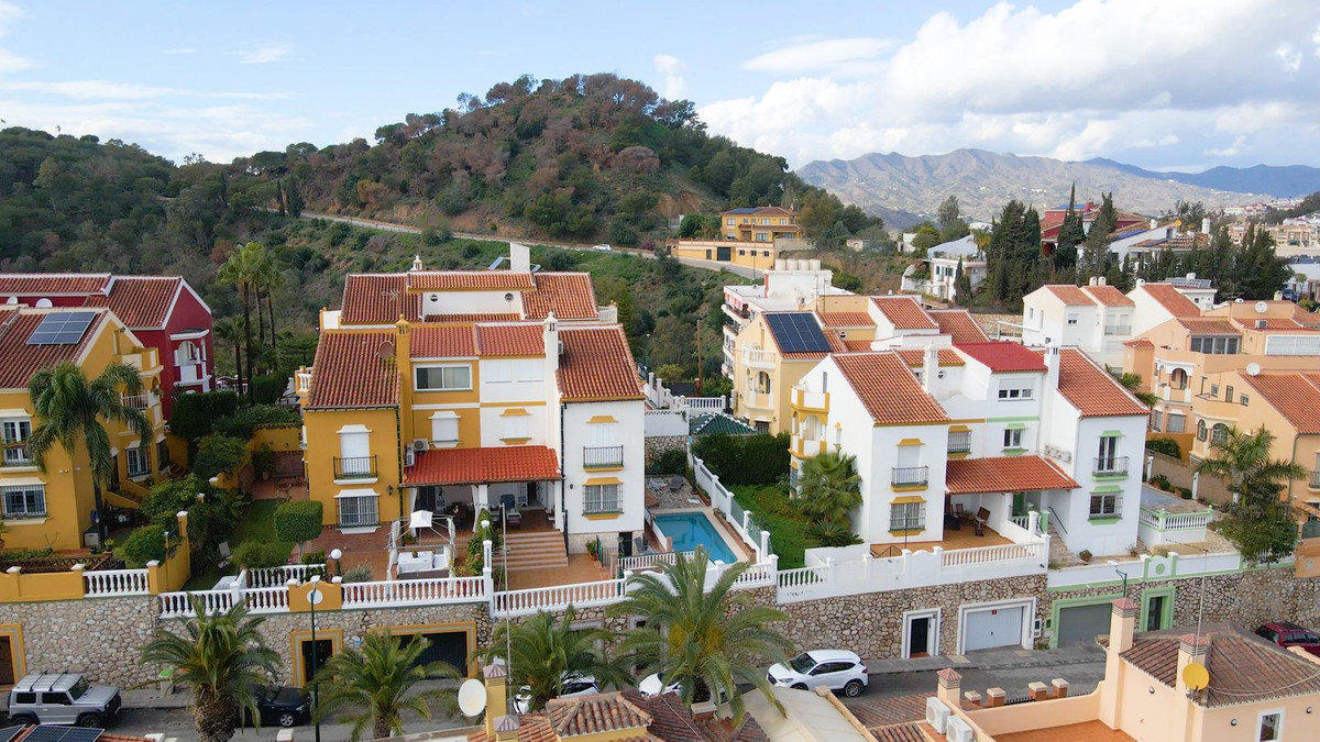 Semi-Vrijstaande Villa in Monte Sancha-1