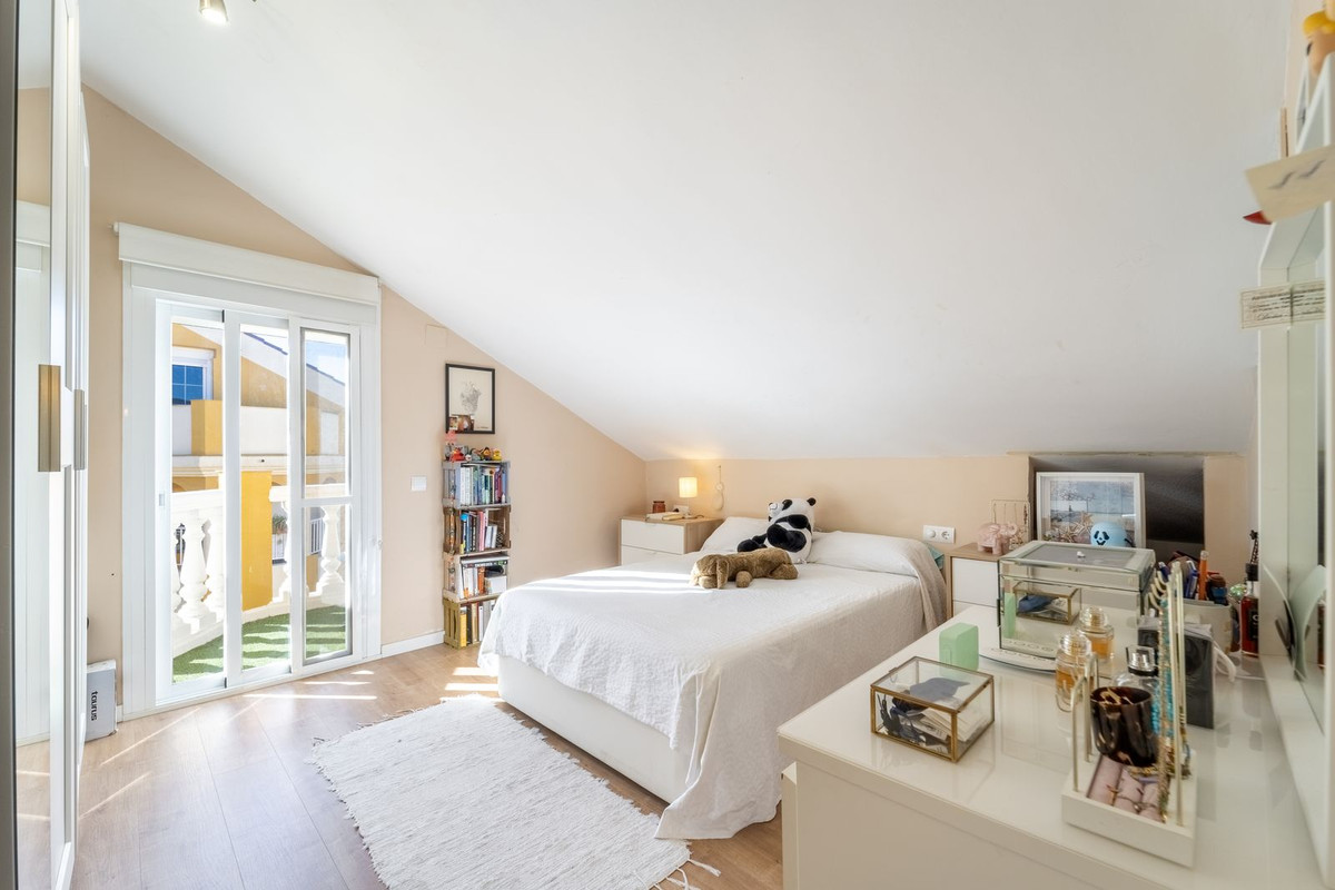 Semi-Vrijstaande Villa in Monte Sancha-43