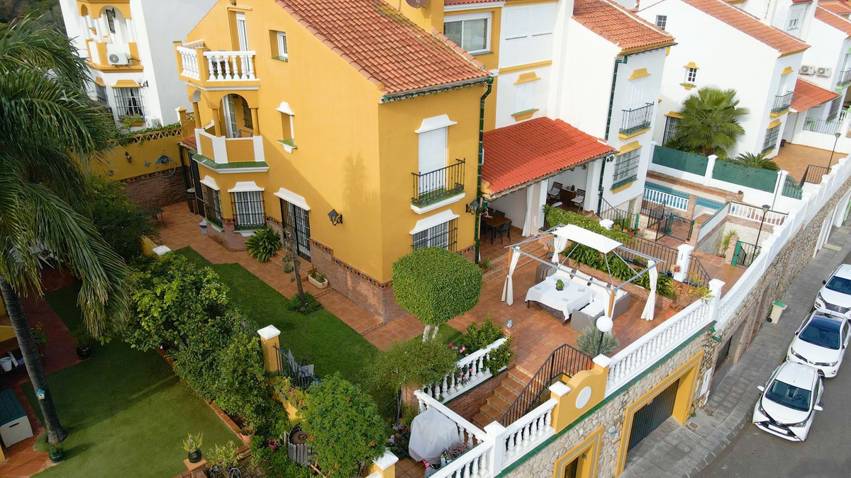 Semi-Vrijstaande Villa in Monte Sancha-5