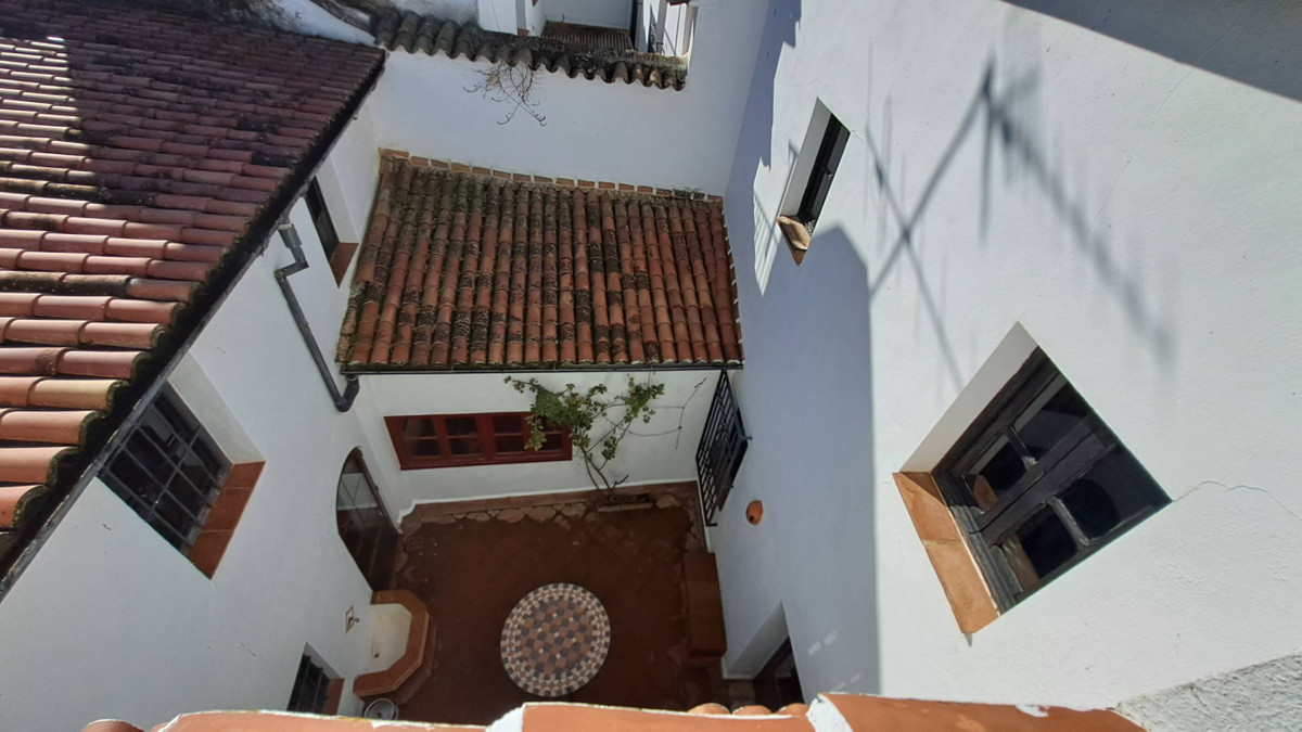 Property main view 33