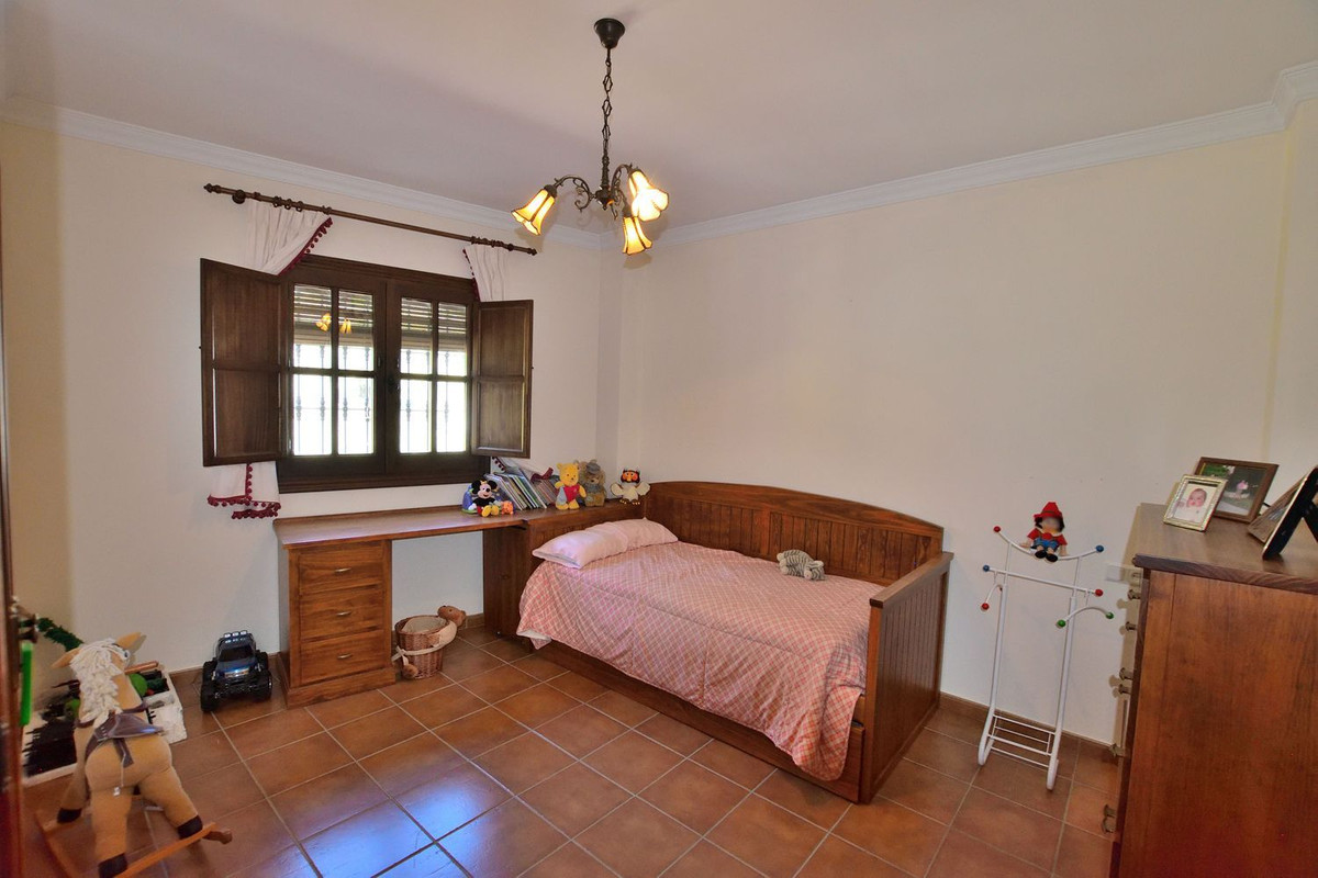 Property main view 33