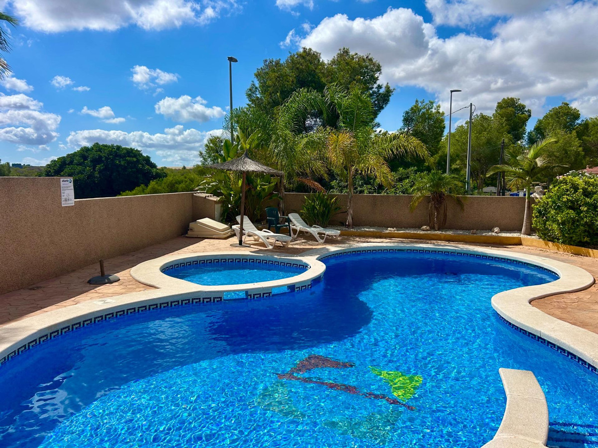 Huis te koop in Montemar | 2 slaapkamers H5184055