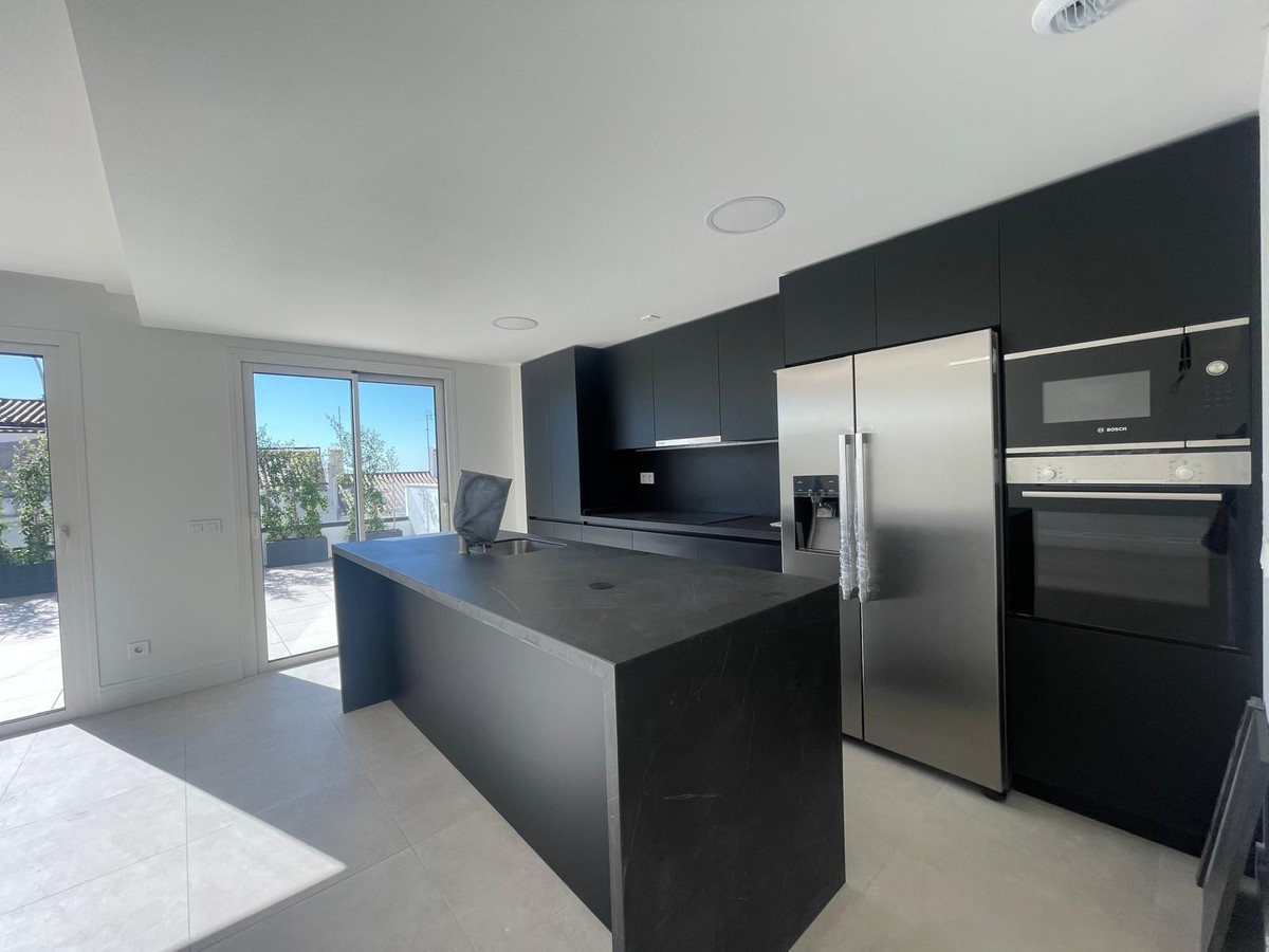 Huis te koop in Montemar | 4 slaapkamers H5453932