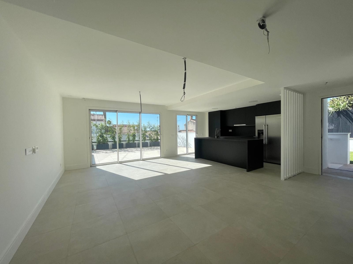 Huis te koop in Montemar | 4 slaapkamers H5453932