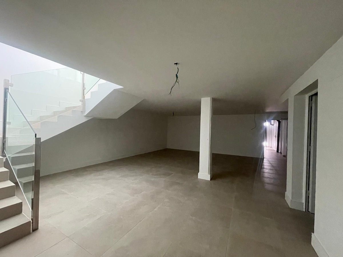 Huis te koop in Montemar | 4 slaapkamers H5453932