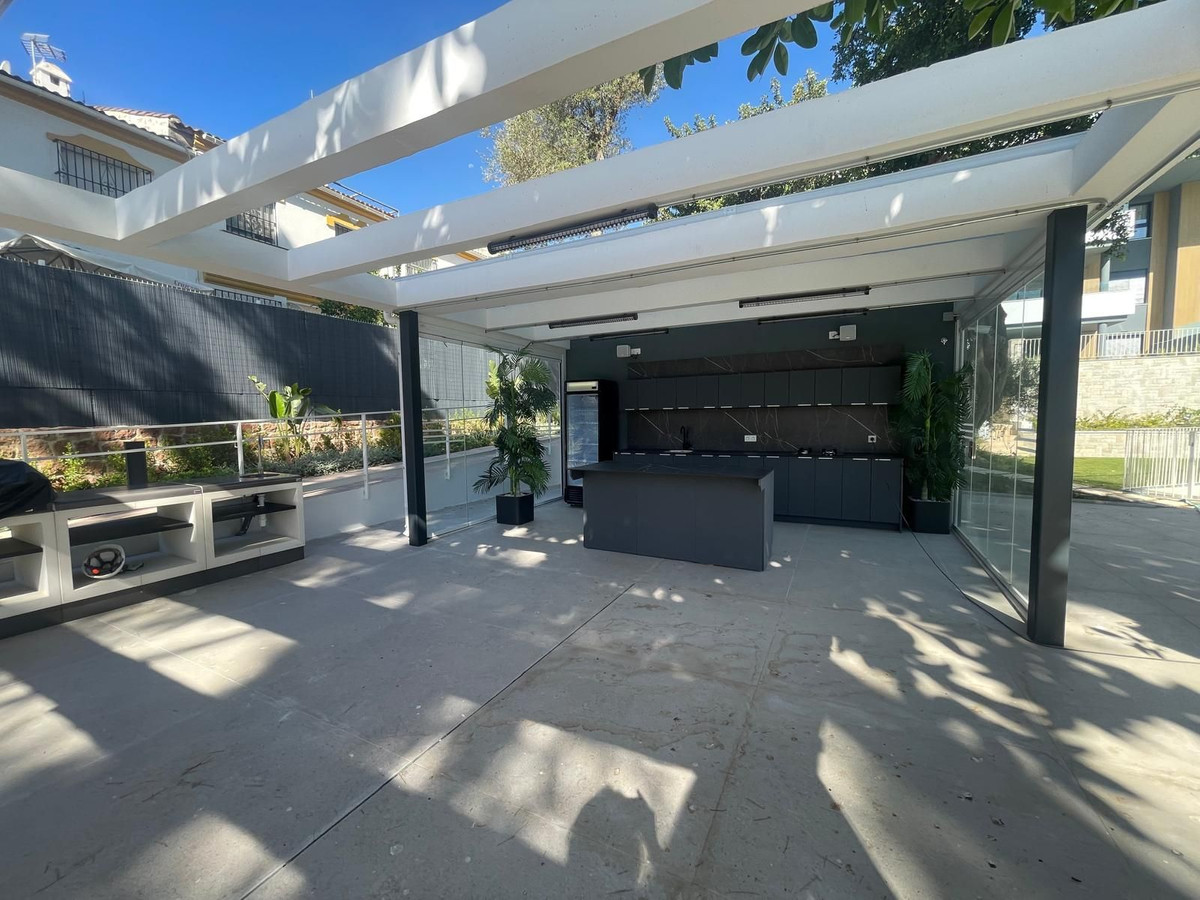 Huis te koop in Montemar | 4 slaapkamers H5453932