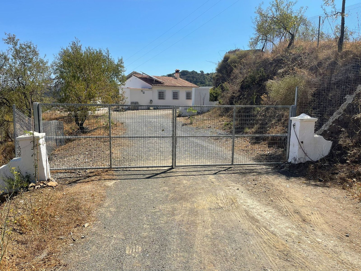 Vrijstaande Villa in Montes de Málaga-74