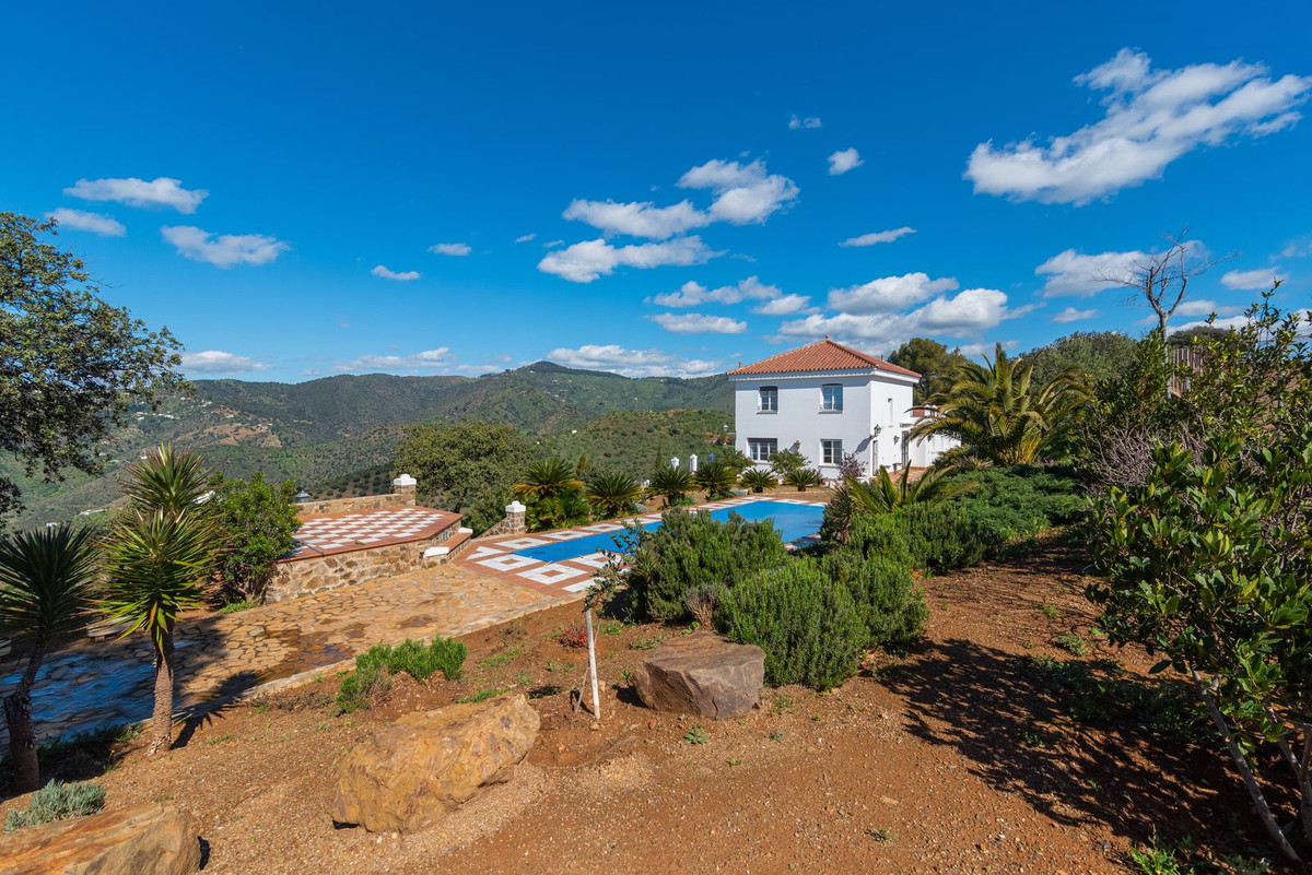 Vrijstaande Villa in Montes de Málaga-69