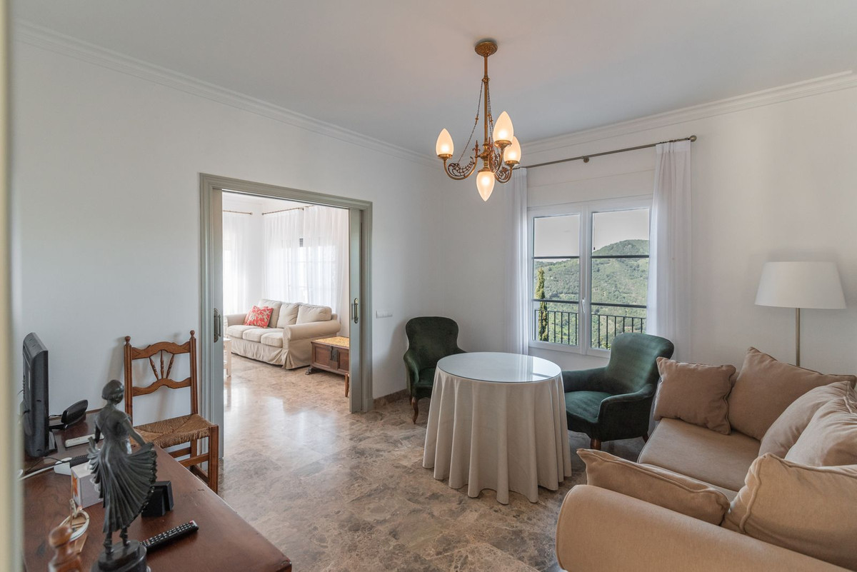Vrijstaande Villa in Montes de Málaga-9