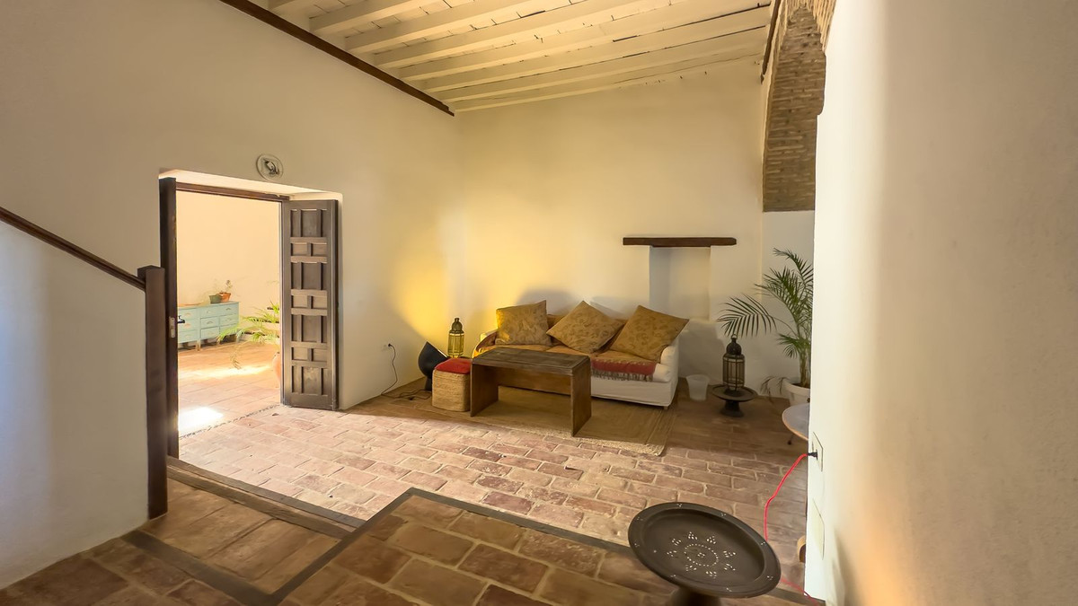 Huis te koop in Montes de Málaga | 8 slaapkamers H5247757