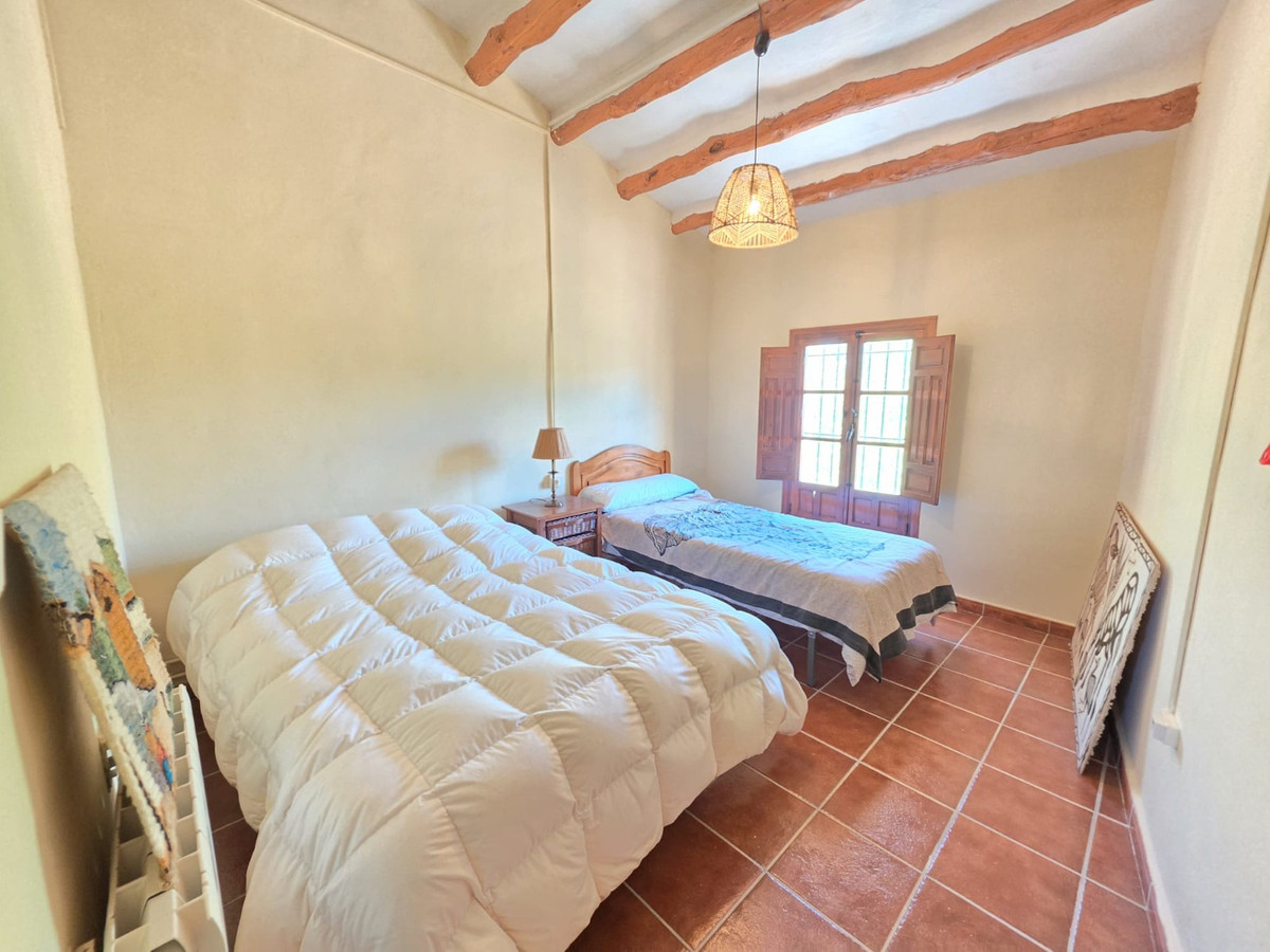 Finca - Cortijo te koop in Monóvar | 5 slaapkamers H5357836