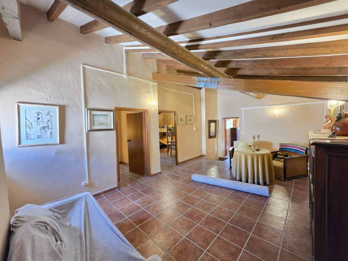 Finca - Cortijo te koop in Monóvar | 5 slaapkamers H5357836