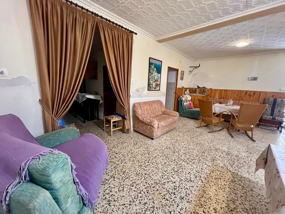 Appartement te koop in Monóvar | 10 slaapkamers H5408611