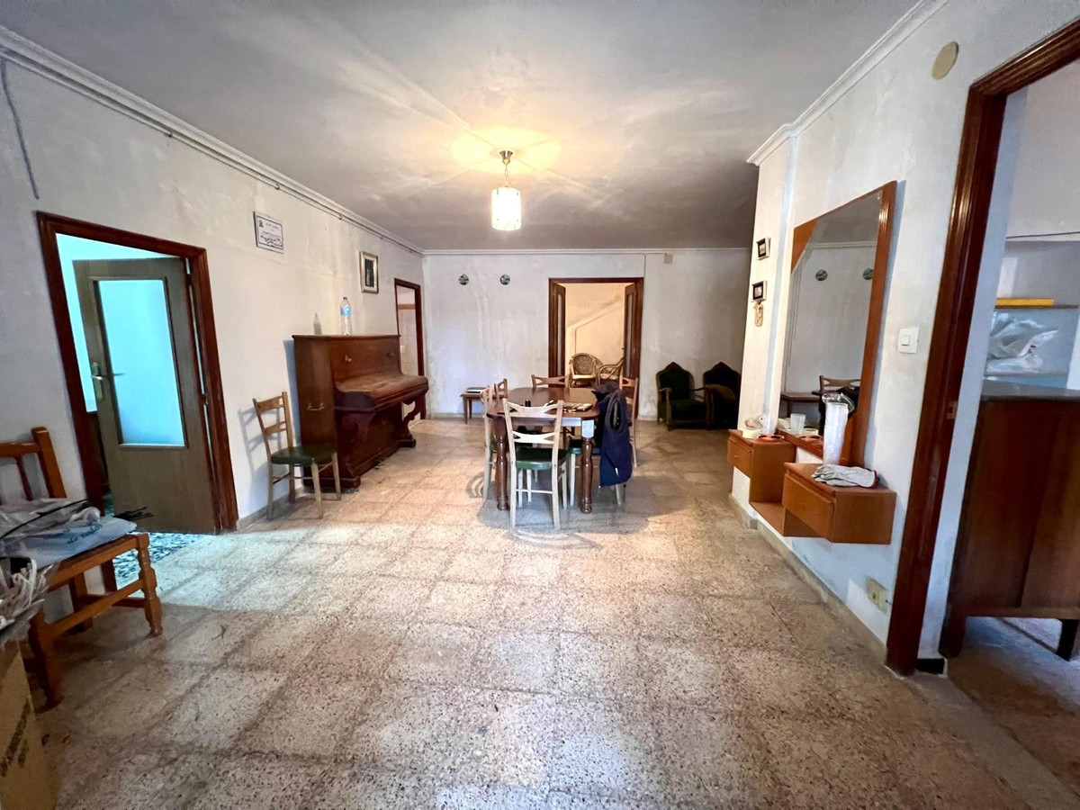 Appartement te koop in Monóvar | 10 slaapkamers H5408611
