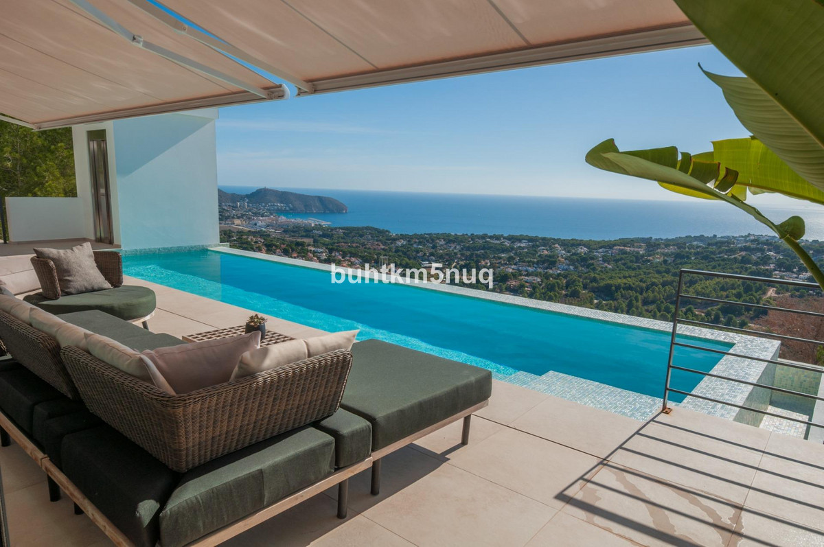 Huis te koop in Moraira | 5 slaapkamers H4757995
