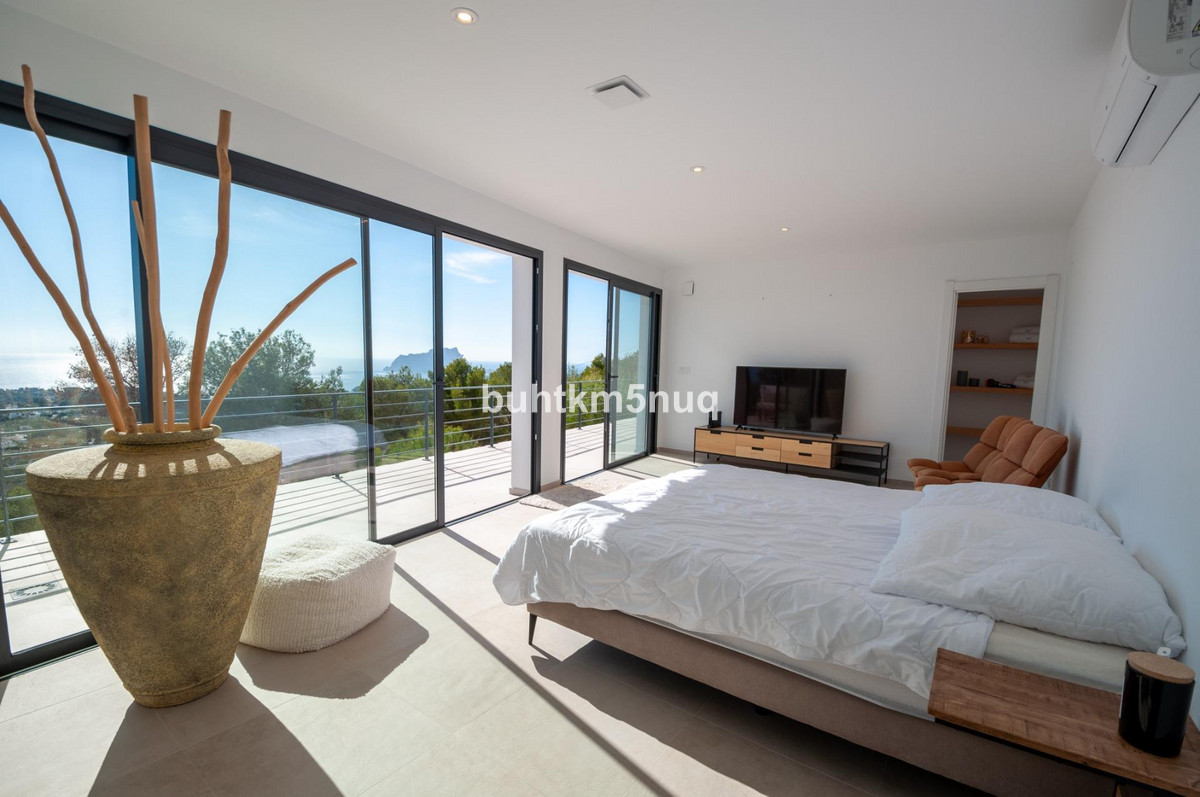 Huis te koop in Moraira | 5 slaapkamers H4757995