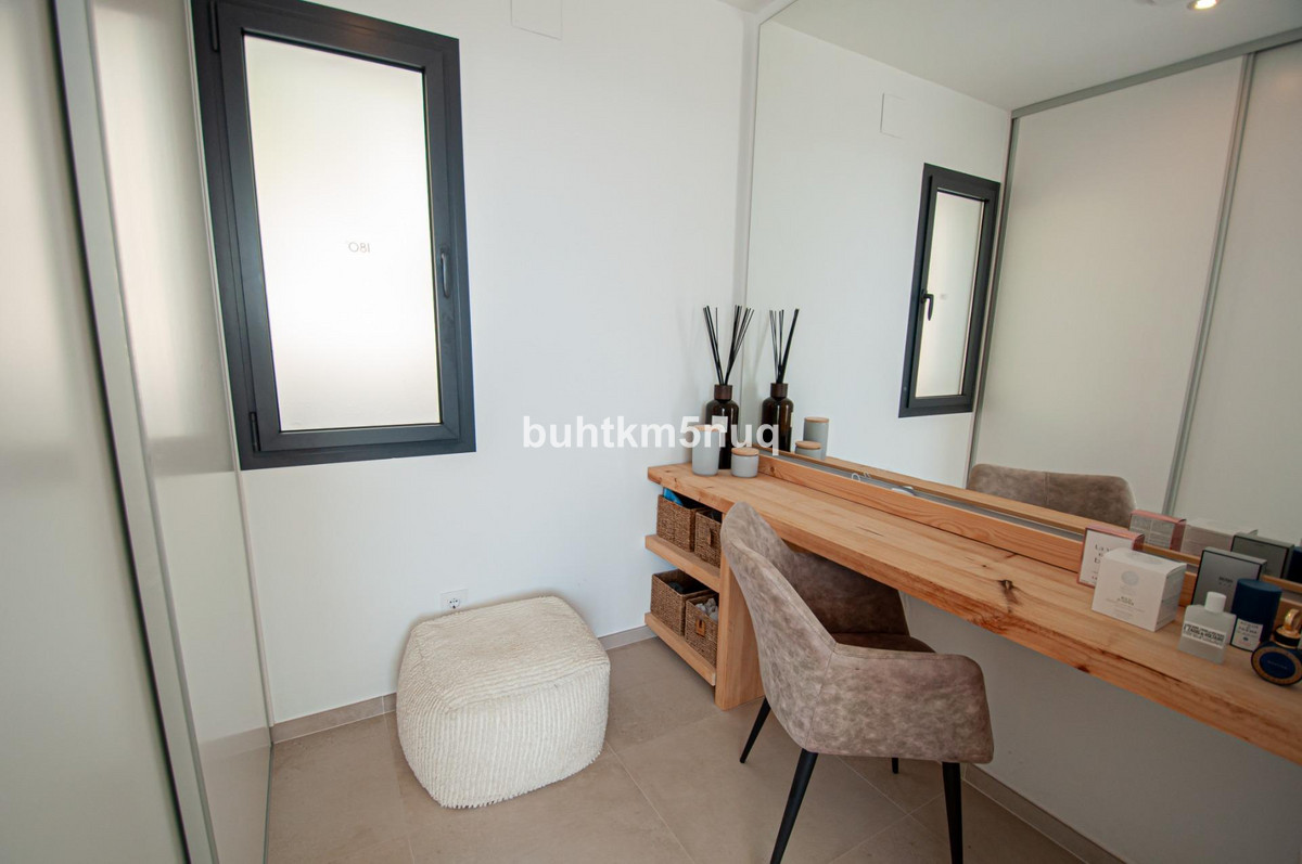 Huis te koop in Moraira | 5 slaapkamers H4757995