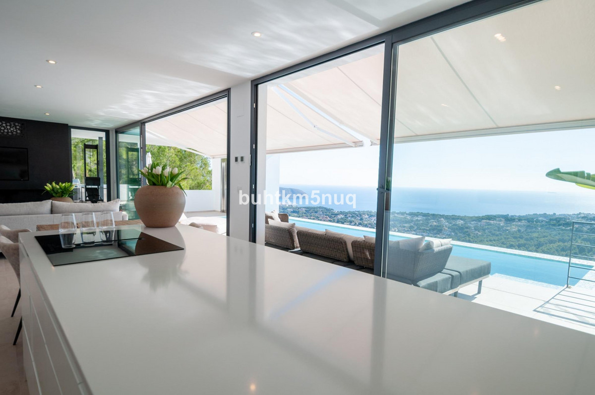 Huis te koop in Moraira | 5 slaapkamers H4757995