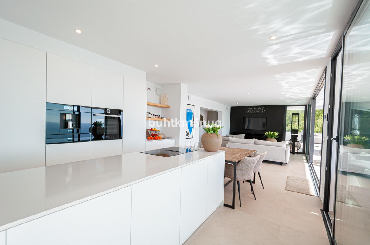 Huis te koop in Moraira | 5 slaapkamers H4757995