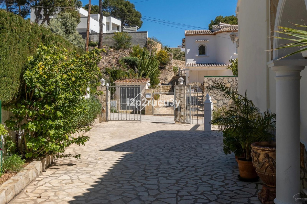 Huis te koop in Moraira | 4 slaapkamers H5304667