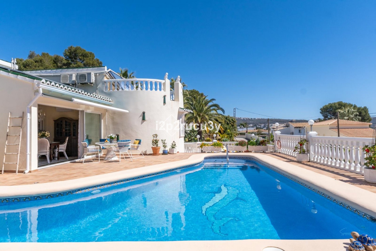 Huis te koop in Moraira | 4 slaapkamers H5304667