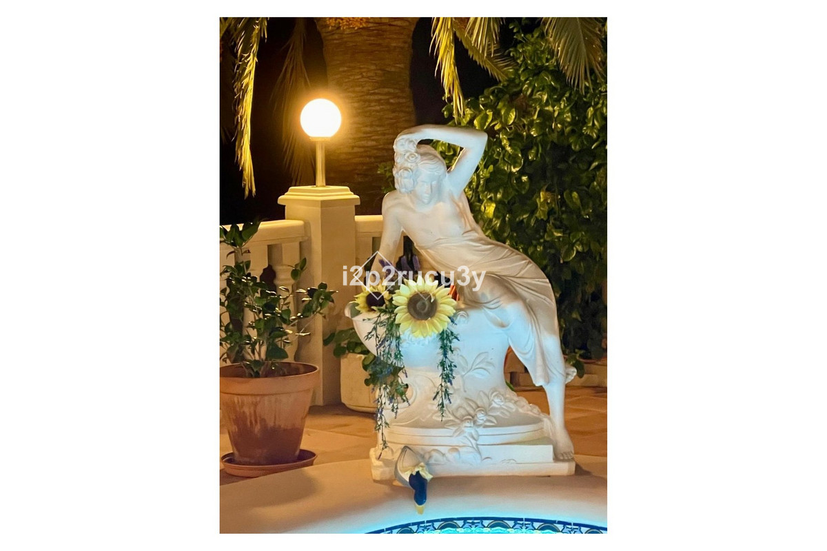 Huis te koop in Moraira | 4 slaapkamers H5304667