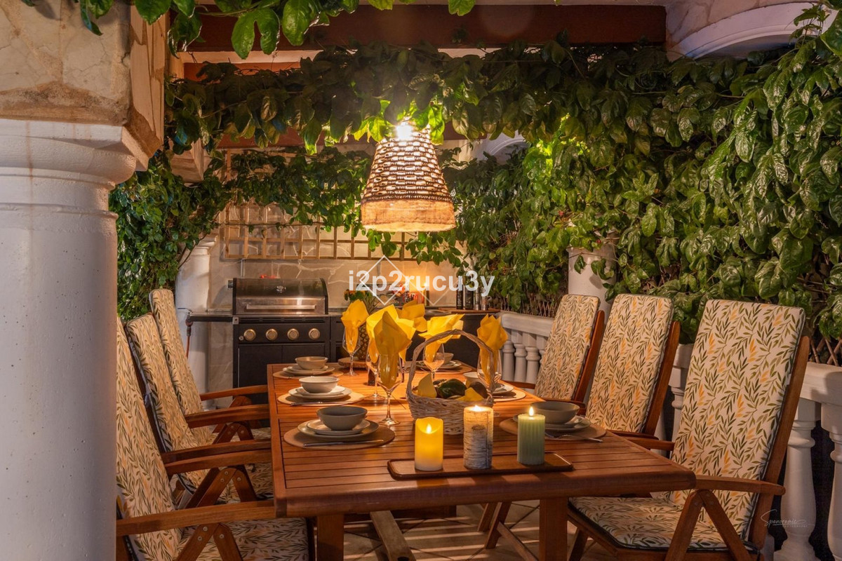 Huis te koop in Moraira | 4 slaapkamers H5304667