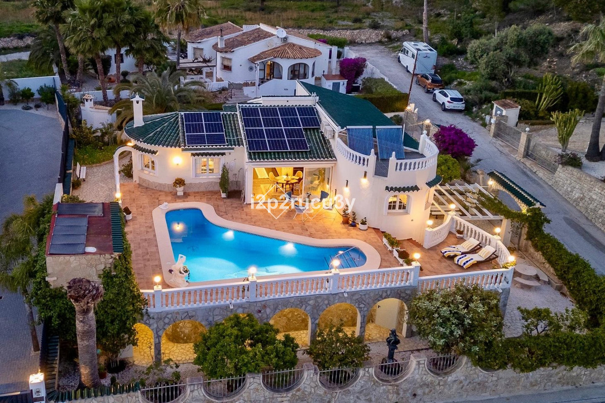 Huis te koop in Moraira | 4 slaapkamers H5304667