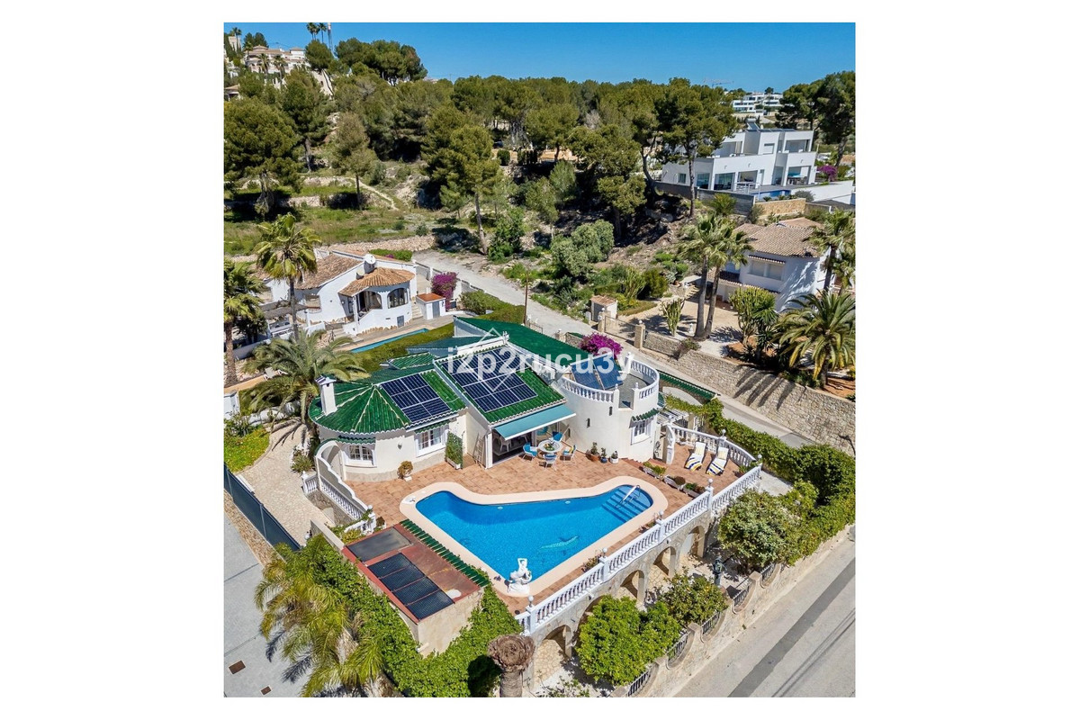 Huis te koop in Moraira | 4 slaapkamers H5304667
