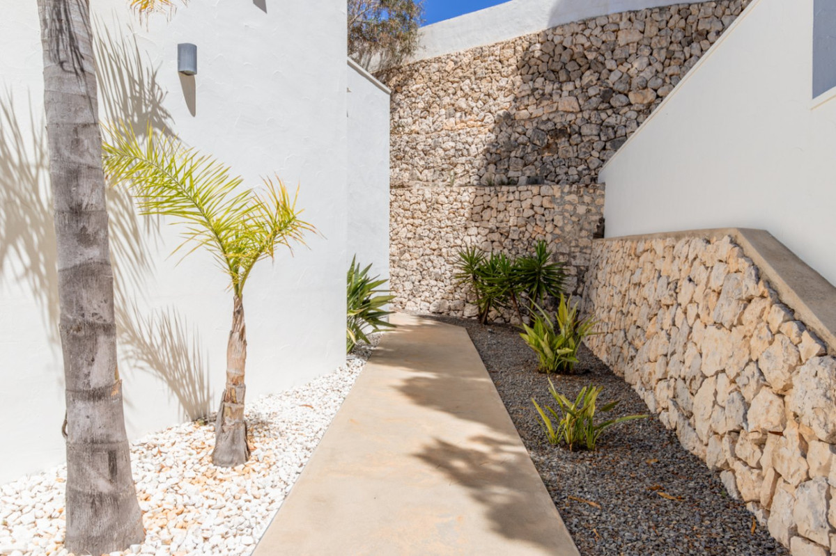 Property main view 32