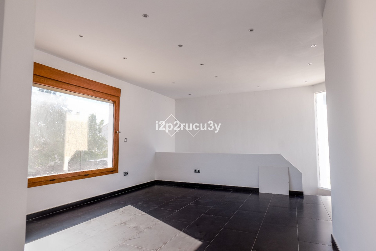 Huis te koop in Moraira | 4 slaapkamers H5454007