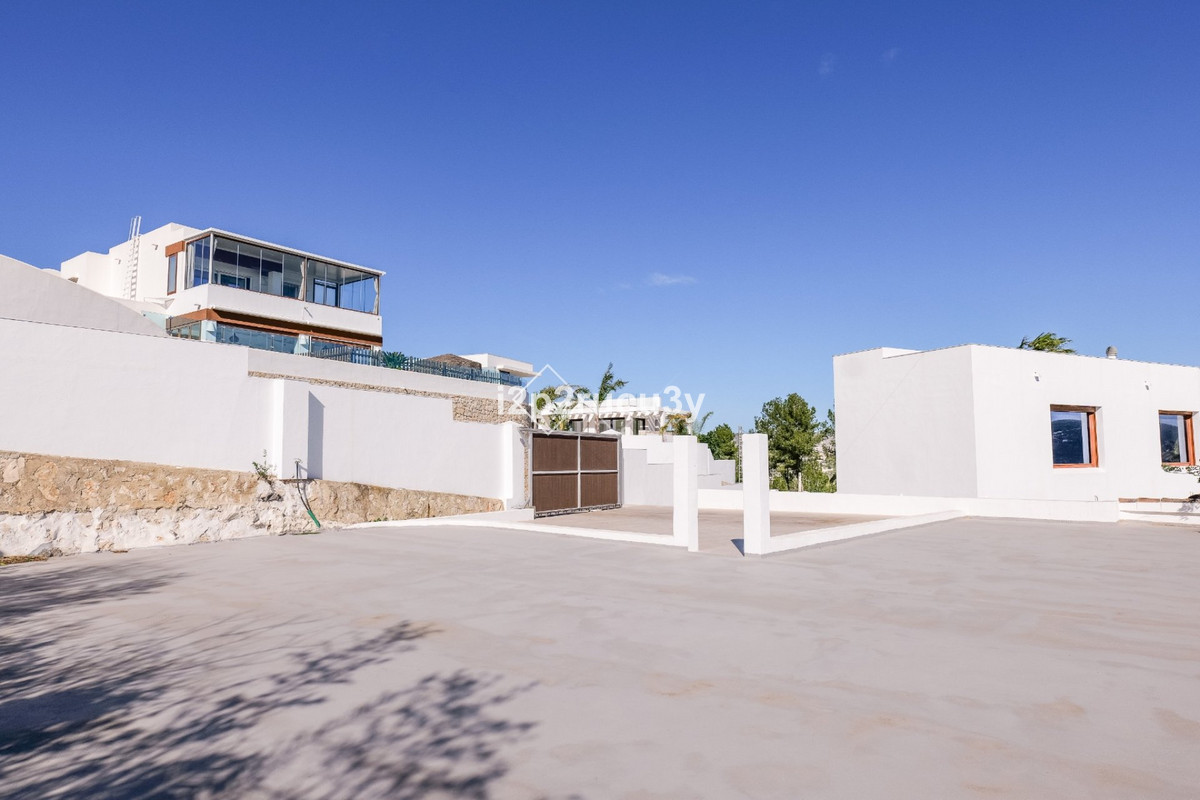 Huis te koop in Moraira | 4 slaapkamers H5454007