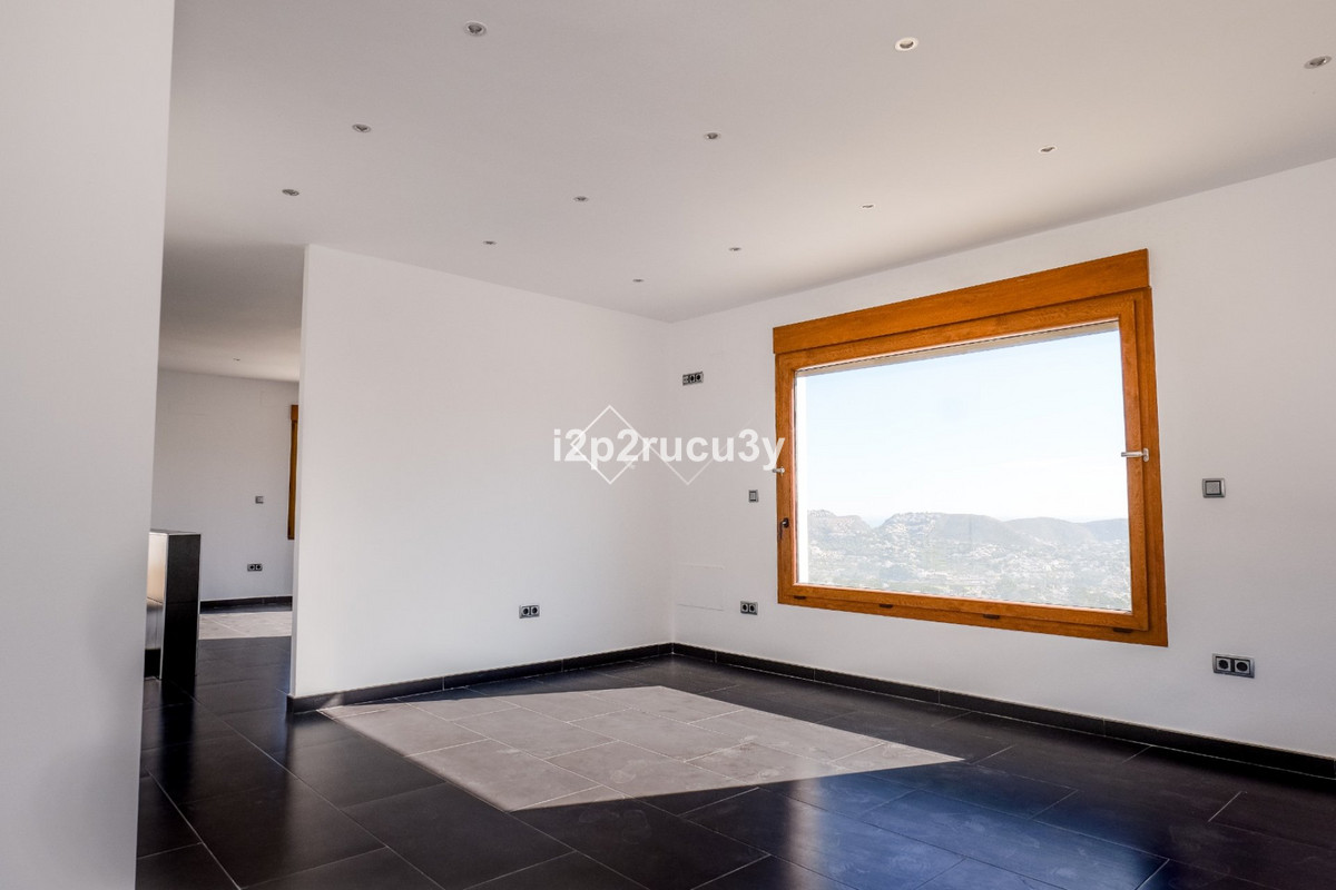 Huis te koop in Moraira | 4 slaapkamers H5454007