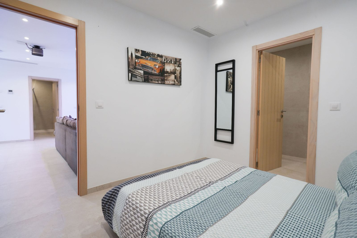 Huis te koop in Moraira | 7 slaapkamers H5461237