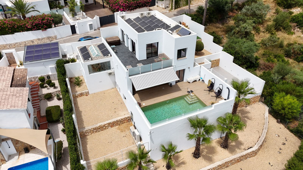 Huis te koop in Moraira | 7 slaapkamers H5461237