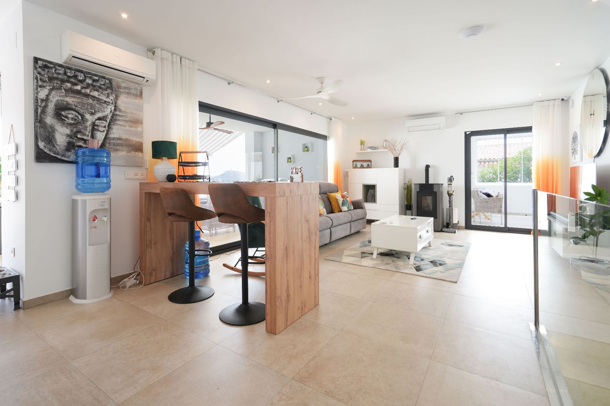Huis te koop in Moraira | 7 slaapkamers H5461237