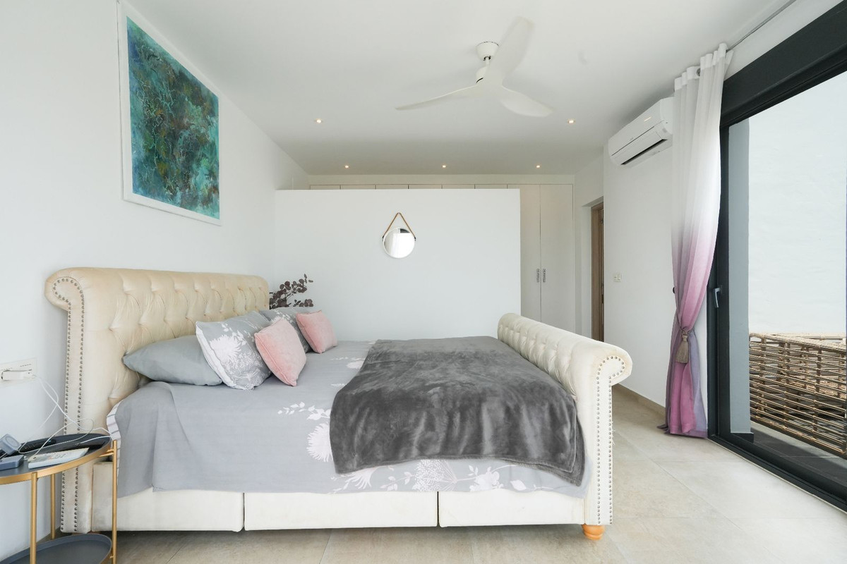 Huis te koop in Moraira | 7 slaapkamers H5461237
