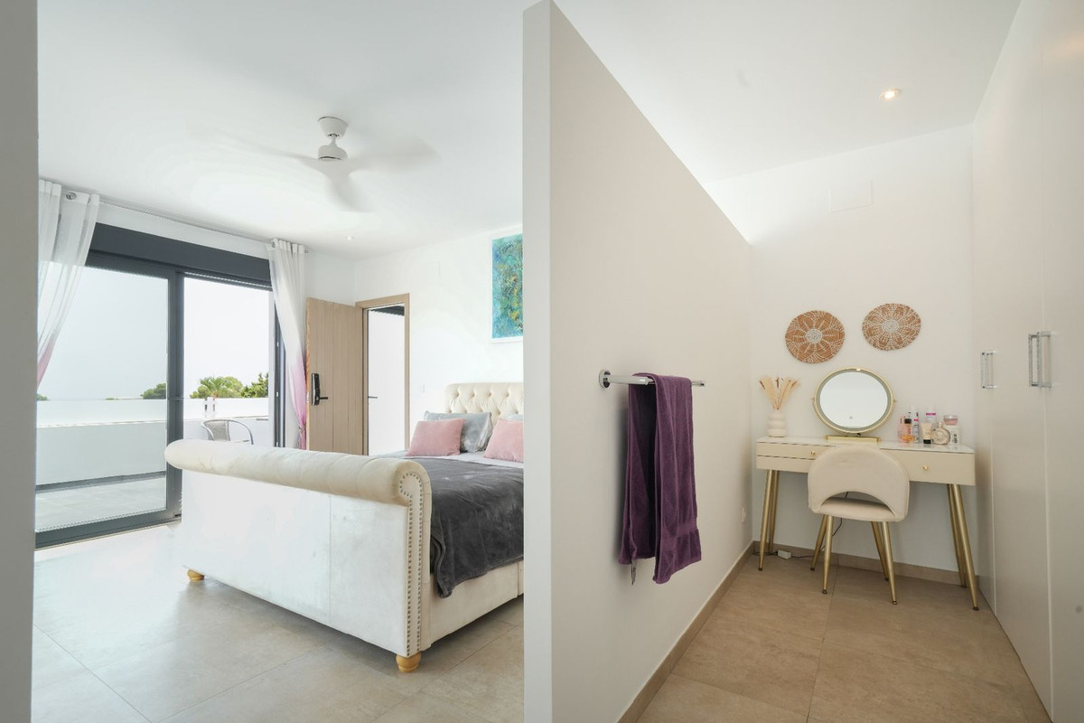 Huis te koop in Moraira | 7 slaapkamers H5461237