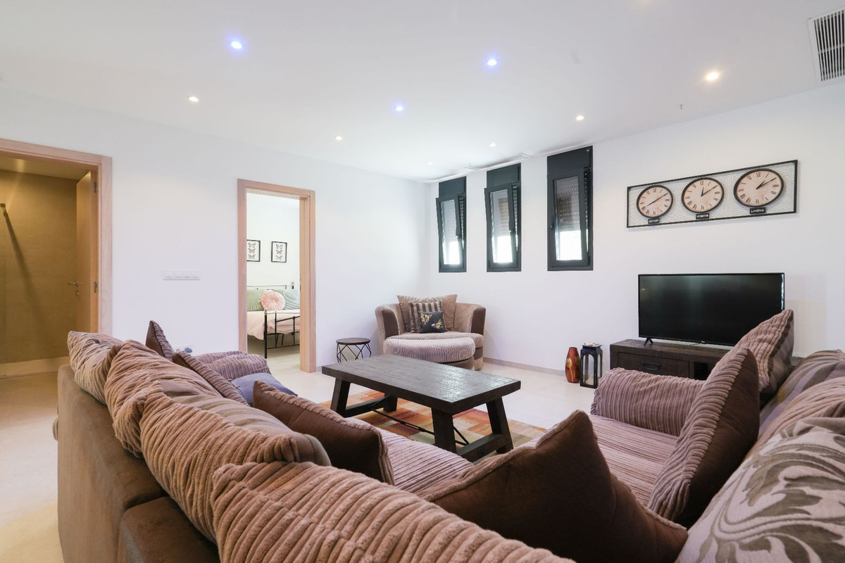 Huis te koop in Moraira | 7 slaapkamers H5461237