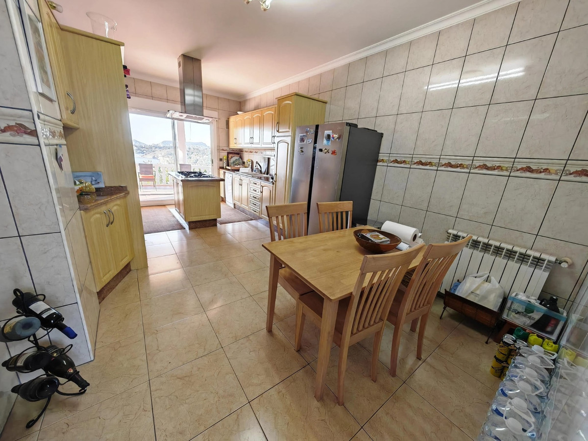 Huis te koop in Moraira | 4 slaapkamers H5496328
