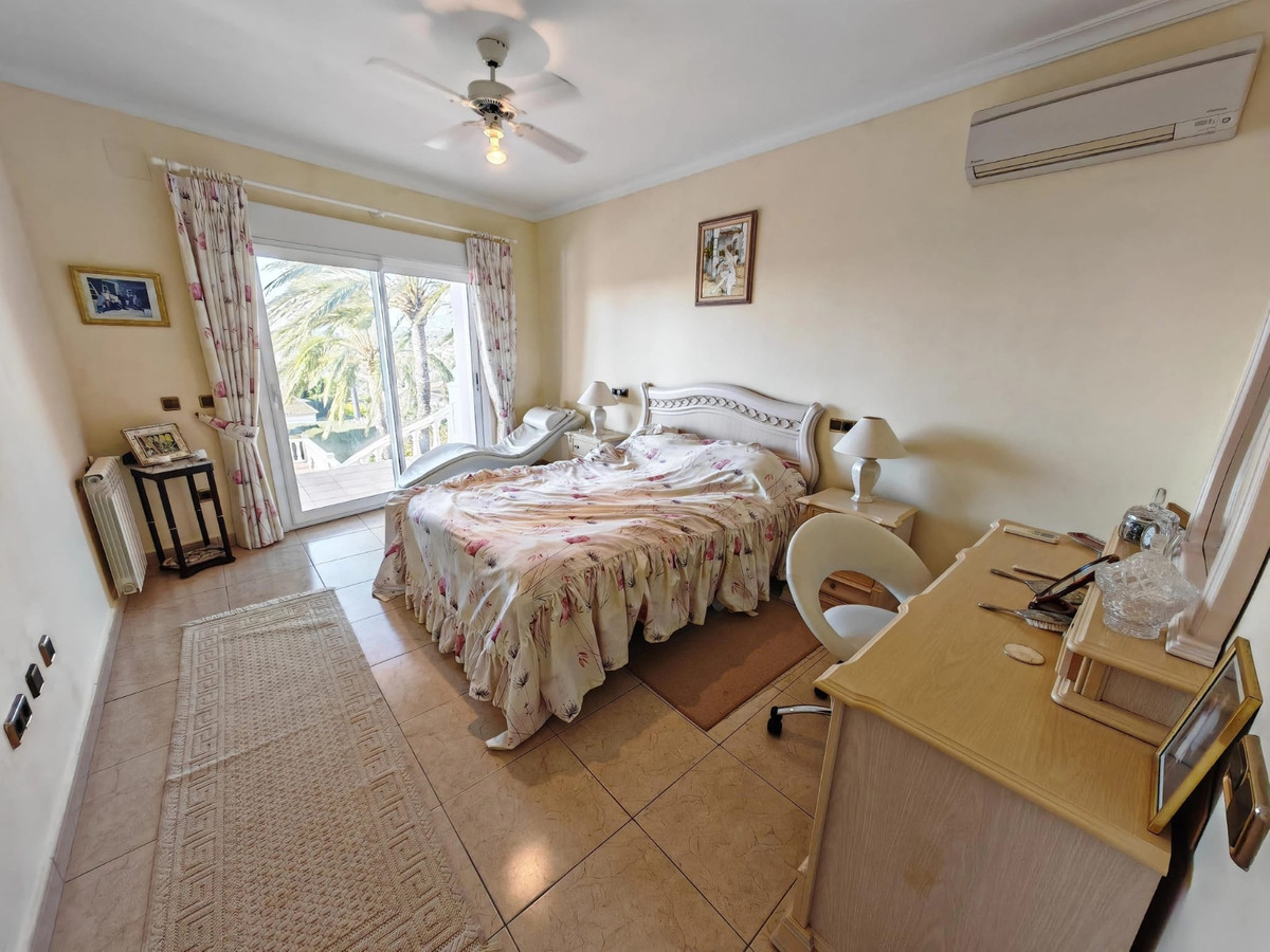 Huis te koop in Moraira | 4 slaapkamers H5496328