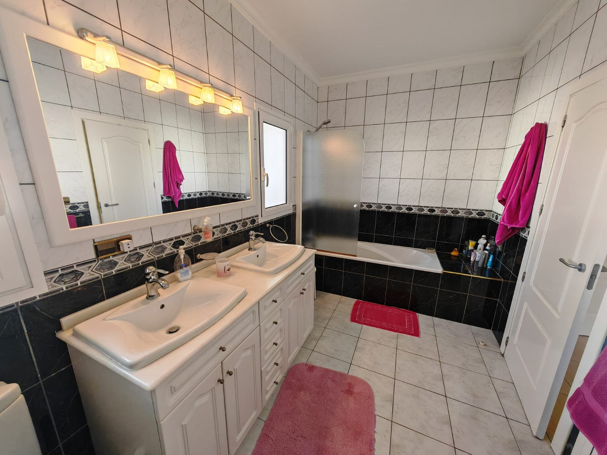 Huis te koop in Moraira | 4 slaapkamers H5496328