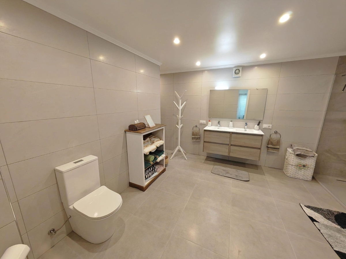 Huis te koop in Moraira | 4 slaapkamers H5496328