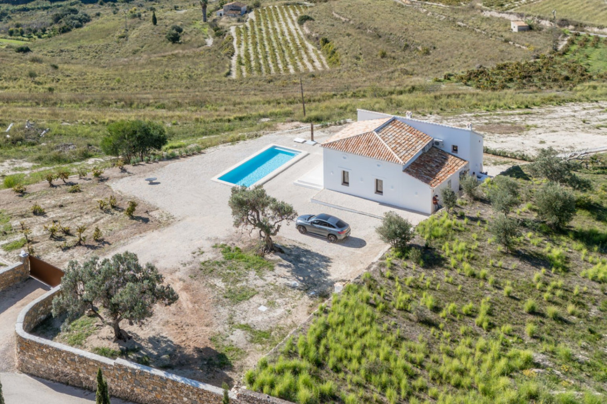 Property main view 40