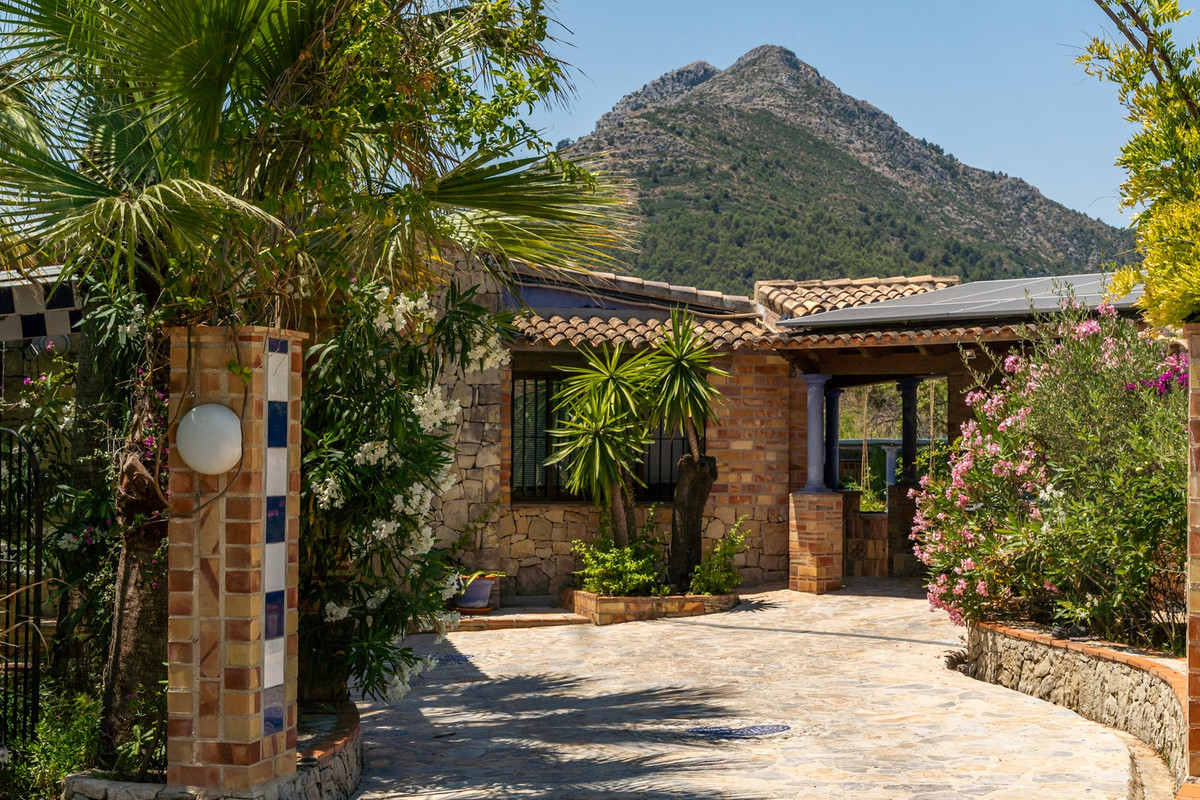 Property main view 43